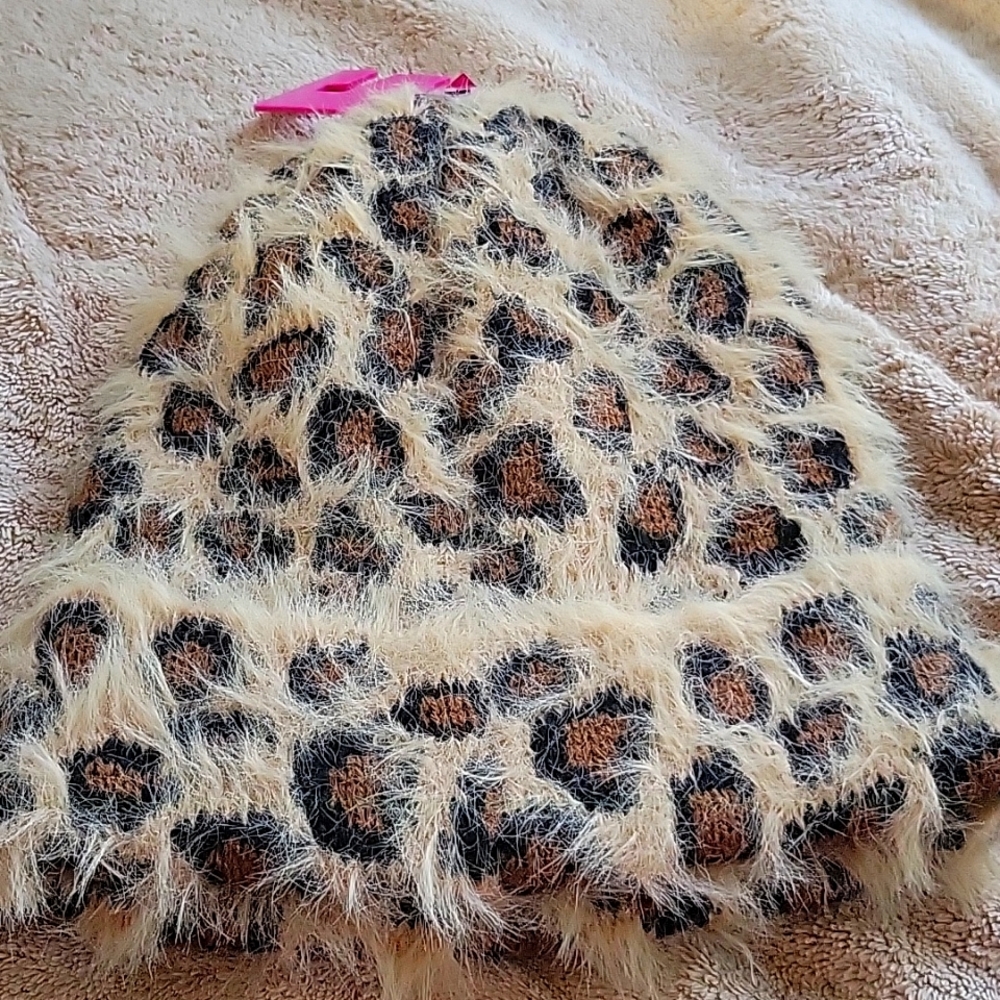 WINTER HAT